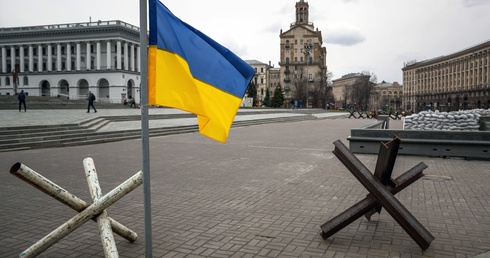 Szef MSZ Ukrainy: Potencjalna wizyta papieża na Ukrainie "promieniem światłości dla narodu ukraińskiego w tych mrocznych czasach"