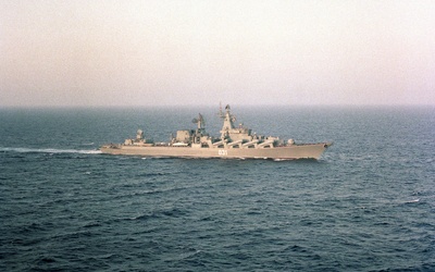 Dziennikarz agencji UNIAN: Uratowano 14 rosyjskich marynarzy z krążownika Moskwa, los 496 nieznany
