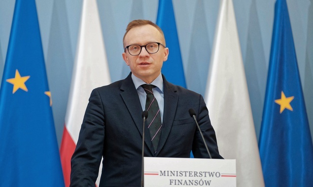 Soboń: pod koniec kwietnia pokażemy wpływ m.in. wojny na budżet