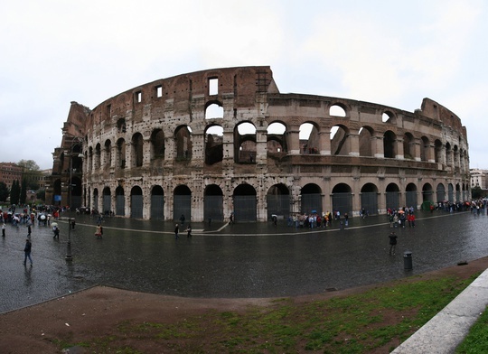 Droga Krzyżowa z papieżem znów w Koloseum