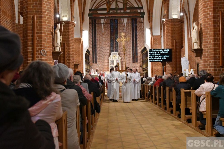 Liturgia Wielkiego Piątku w katedrze