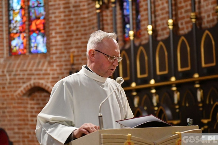 Liturgia Wielkiego Piątku w katedrze