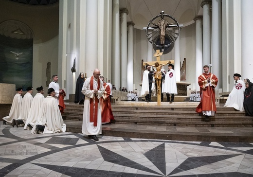 Liturgia Wielkiego Piątku cz.2