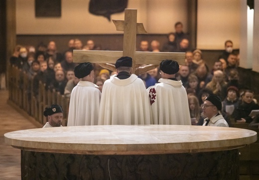 Liturgia Wielkiego Piątku cz.2