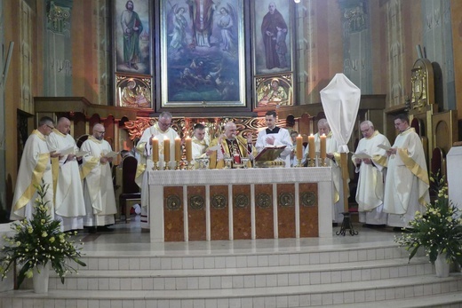 Liturgia Wielkiego Czwartku w katedrze św. Mikołaja w Bielsku-Białej - 2022