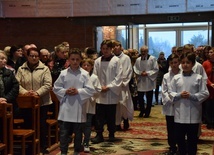 Wielki Piątek w parafii Niepokalanego Serca NMP w Skiernieiwcach