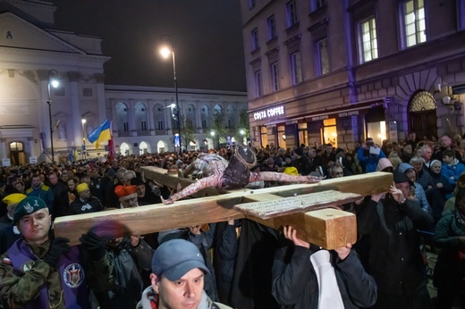 Centralna Droga Krzyżowa w intencji pokoju w Ukrainie 