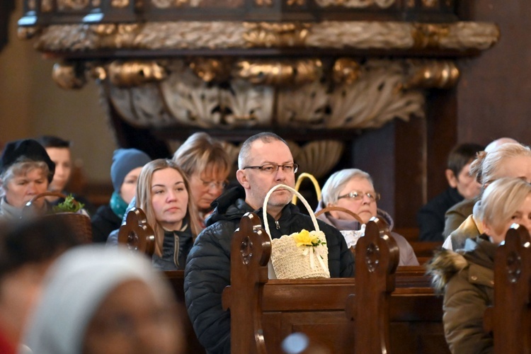 Poświęcenie pokarmów w świdnickiej katedrze [GODZINY]