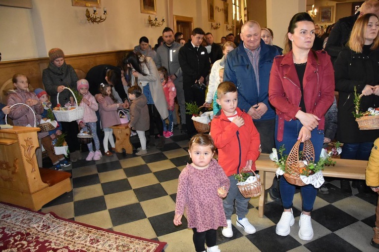 Święcenie pokarmów w Miętustwie 2022