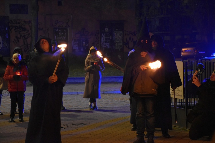 6. Nocne Misterium Krzyża