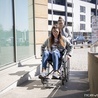 Tychy. Urzędnicy poznali ograniczenia i potrzeby osób z niepełnosprawnościami