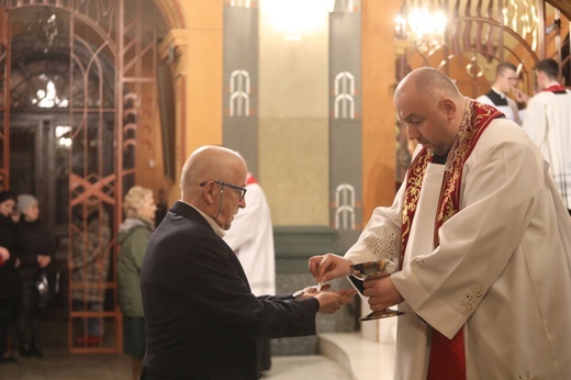 Liturgia Wielkiego Piątku w katedrze w Bielsku-Bialej - 2022