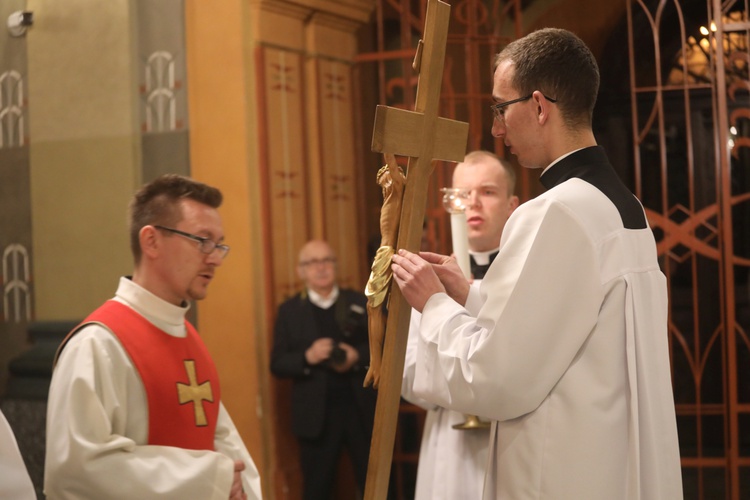 Liturgia Wielkiego Piątku w katedrze w Bielsku-Bialej - 2022