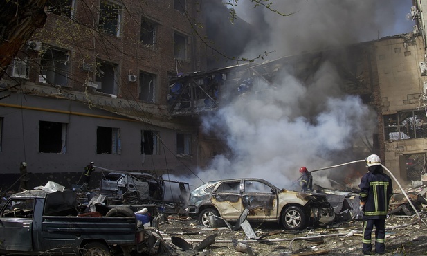 Polski ksiądz z Charkowa: Święta Wielkanocne niosą nadzieję na zakończenie wojny i pokój