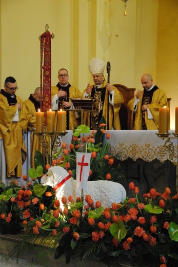 Msza św. z procesją rezurekcyjną w Głogowie