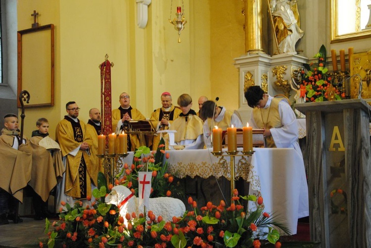 Msza św. z procesją rezurekcyjną w Głogowie