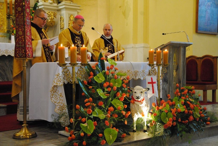 Msza św. z procesją rezurekcyjną w Głogowie