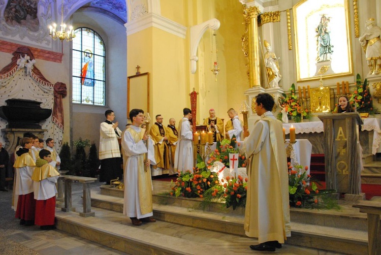 Msza św. z procesją rezurekcyjną w Głogowie