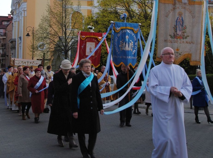 Msza św. z procesją rezurekcyjną w Głogowie