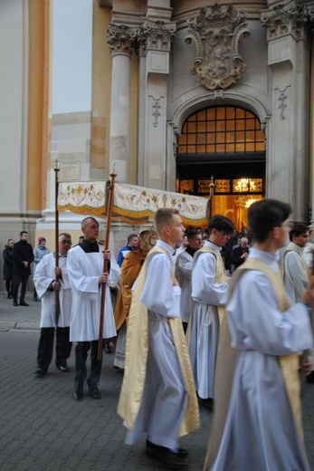 Msza św. z procesją rezurekcyjną w Głogowie