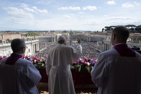 Franciszek: bądźmy przejrzystymi i świetlistymi świadkami radości Ewangelii 