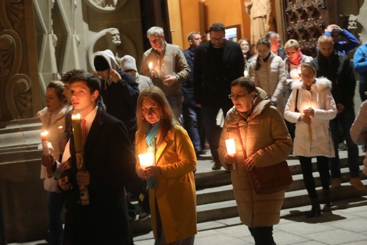 Liturgia Wigilii Paschalnej w katedrze św. Mikołaja w Bielsku-Białej - 2022