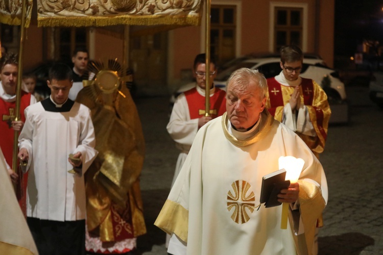 Liturgia Wigilii Paschalnej w katedrze św. Mikołaja w Bielsku-Białej - 2022