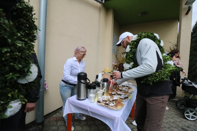 Wielkanocna procesja konna w Ostropie