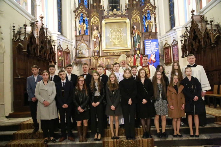 Bierzmowanie w Ciężkowicach