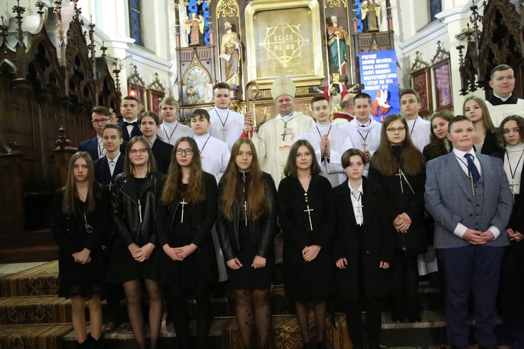 Bierzmowanie w Ciężkowicach