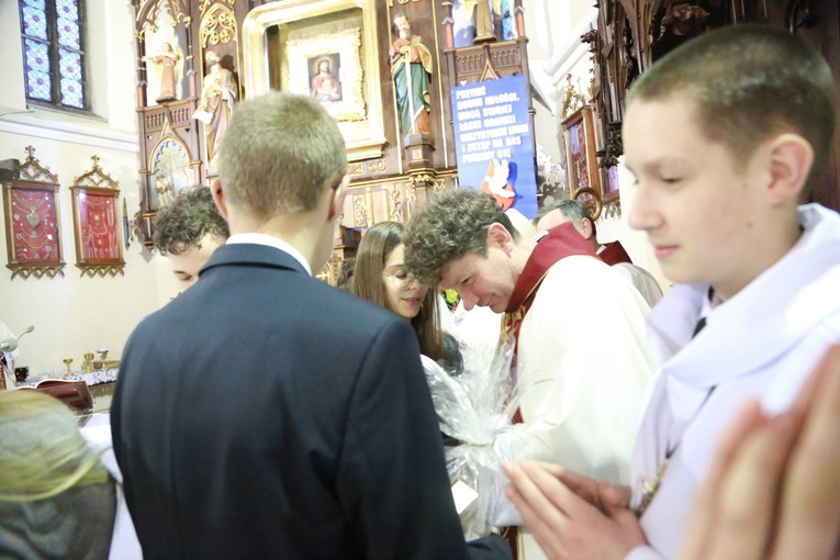 Bierzmowanie w Ciężkowicach