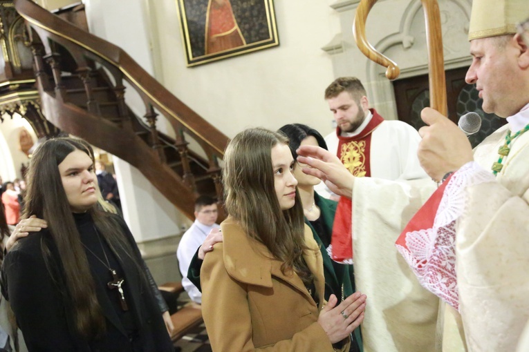 Bierzmowanie w Ciężkowicach