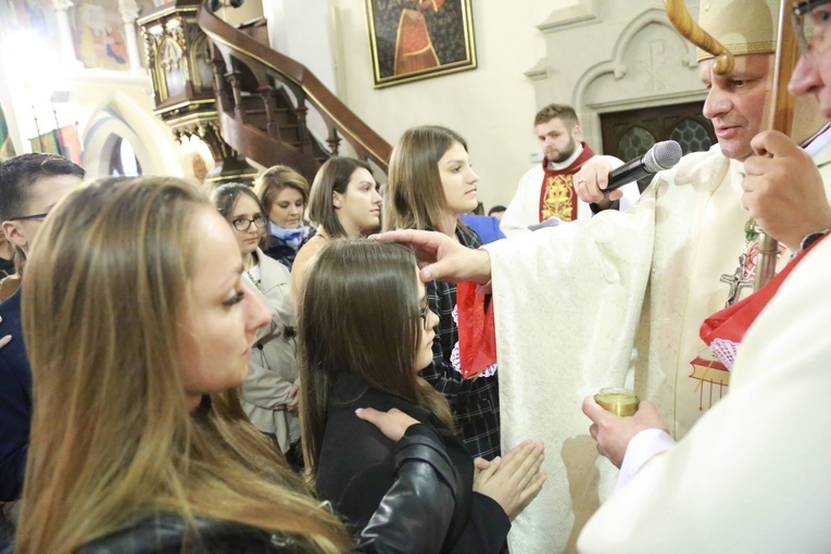 Bierzmowanie w Ciężkowicach