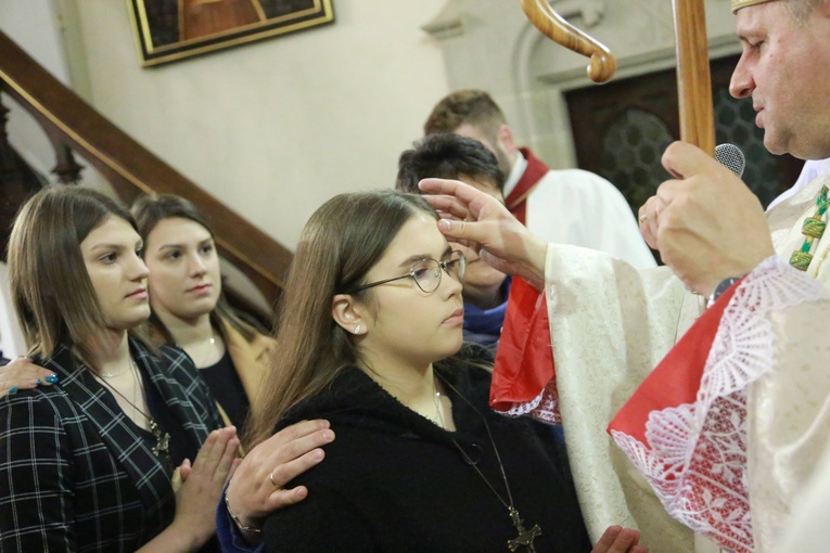 Bierzmowanie w Ciężkowicach