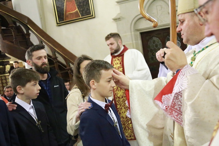 Bierzmowanie w Ciężkowicach