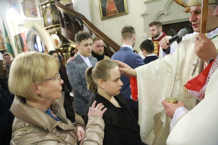 Bierzmowanie w Ciężkowicach