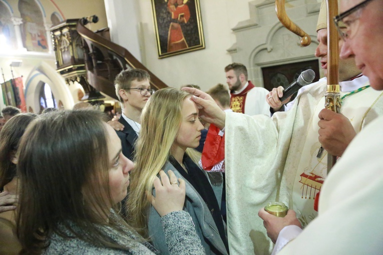 Bierzmowanie w Ciężkowicach