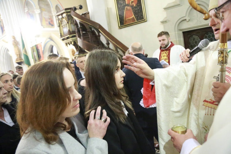 Bierzmowanie w Ciężkowicach