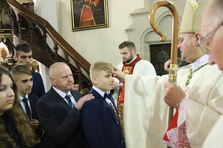 Bierzmowanie w Ciężkowicach