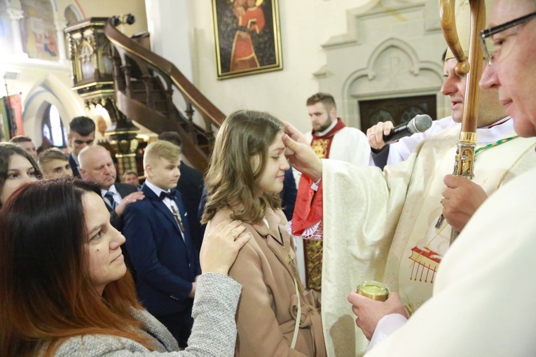 Bierzmowanie w Ciężkowicach
