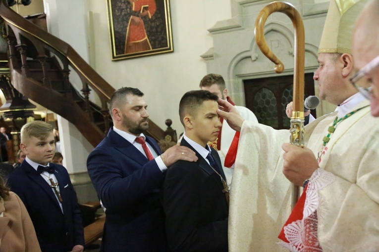 Bierzmowanie w Ciężkowicach