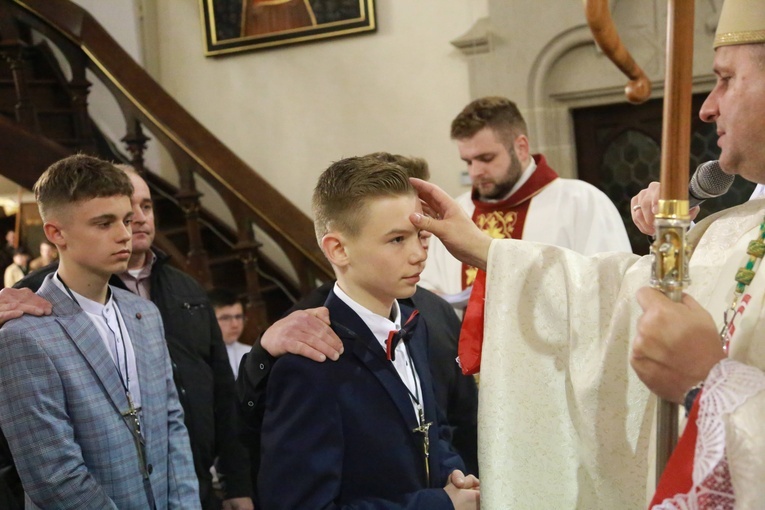 Bierzmowanie w Ciężkowicach