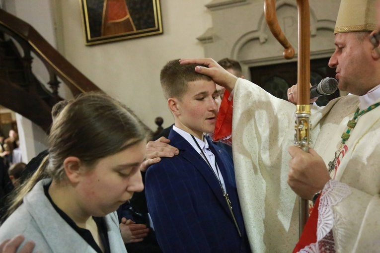 Bierzmowanie w Ciężkowicach