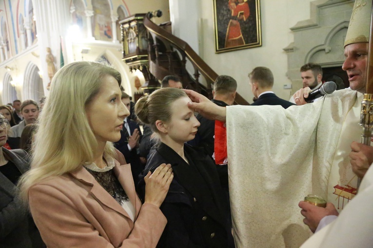 Bierzmowanie w Ciężkowicach