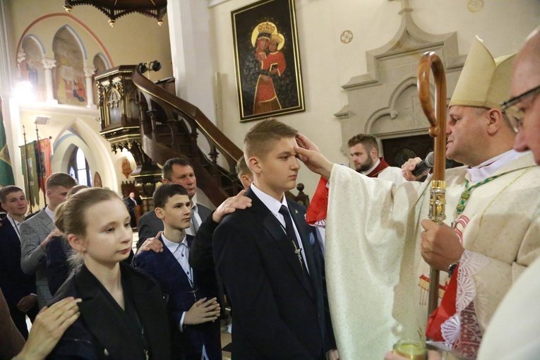 Bierzmowanie w Ciężkowicach