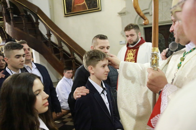 Bierzmowanie w Ciężkowicach