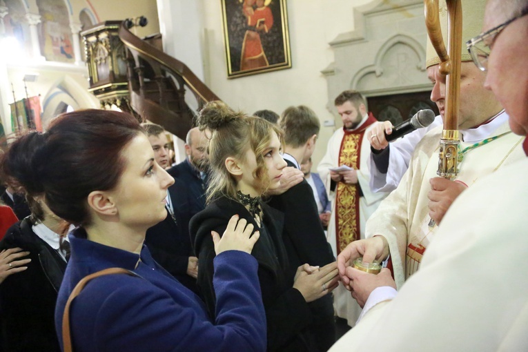 Bierzmowanie w Ciężkowicach