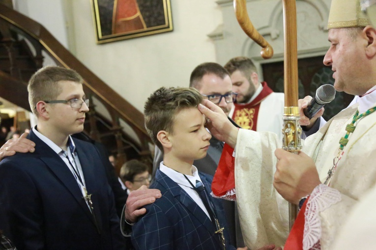 Bierzmowanie w Ciężkowicach