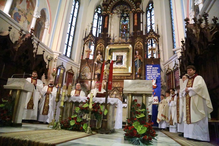 Bierzmowanie w Ciężkowicach