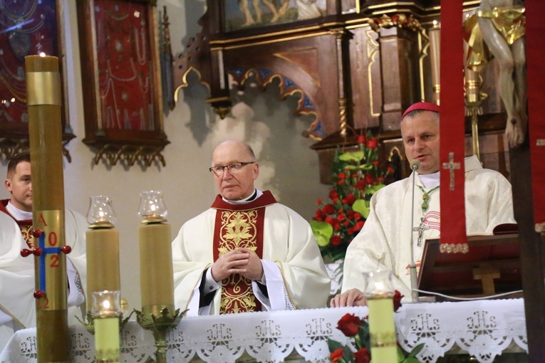 Bierzmowanie w Ciężkowicach